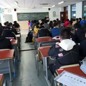 备考焦虑又摆烂？快来看看五年制专转本复习的正确打开方式